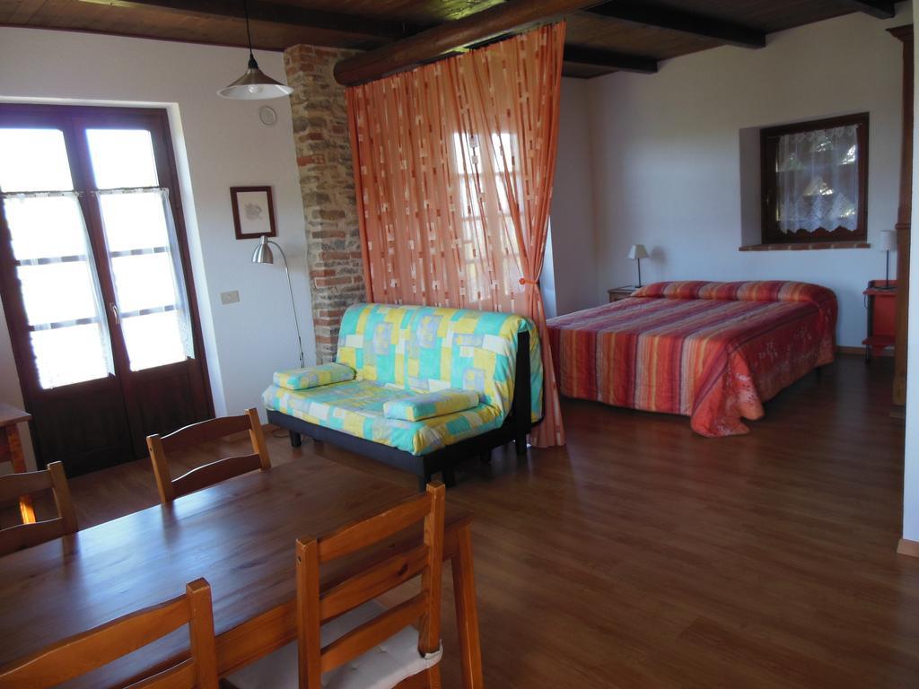 Agriturismo Affittacamere Barbarossa Dogliani Dış mekan fotoğraf